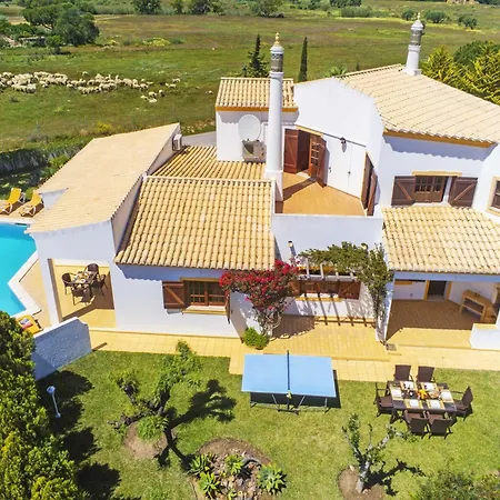 Villa In Gale Near Stunning Sandy Beaches * Αλμπουφέιρα