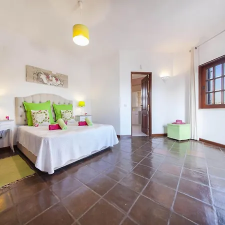 Villa In Gale Near Stunning Sandy Beaches * Albufeira