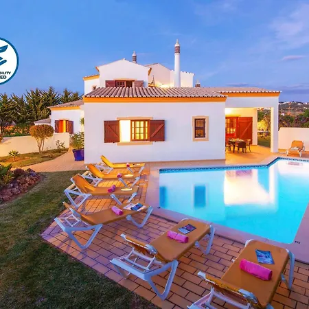 فيلة Villa In Gale Near Stunning Sandy Beaches البوفيرا